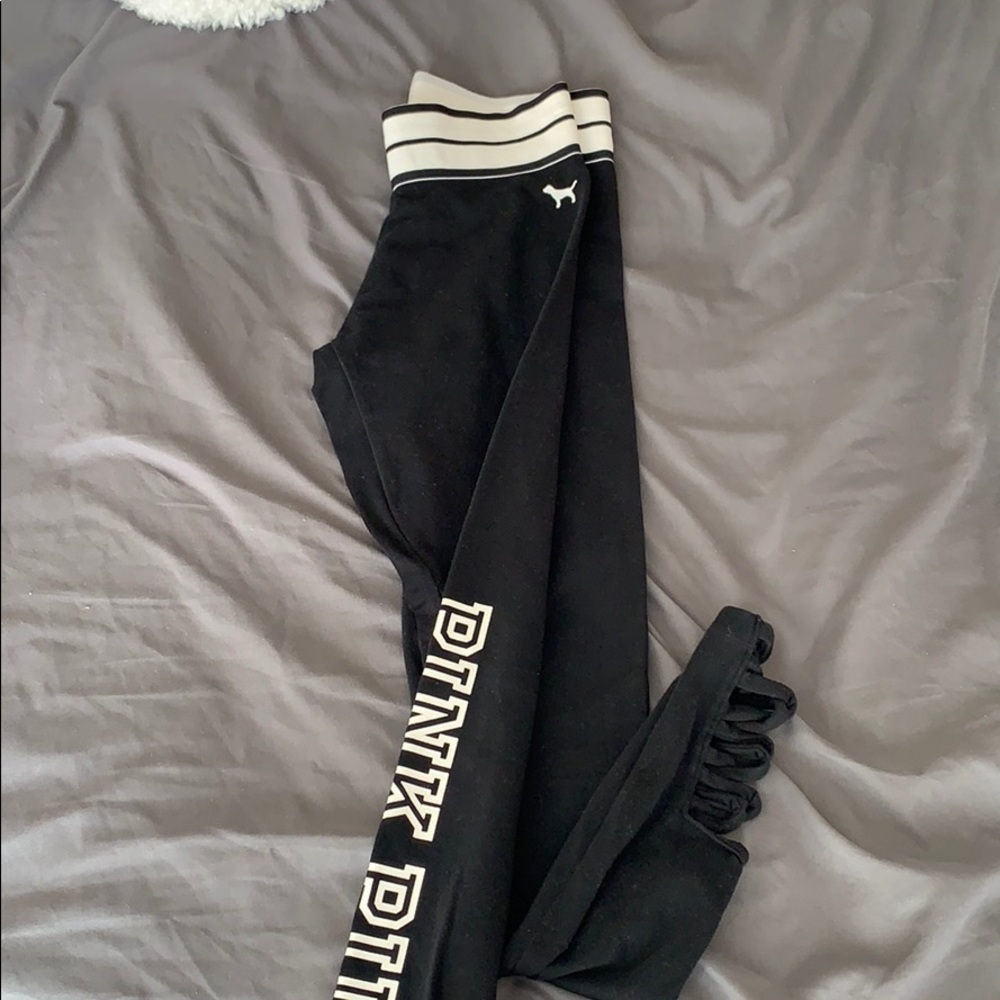 PINK Leggings